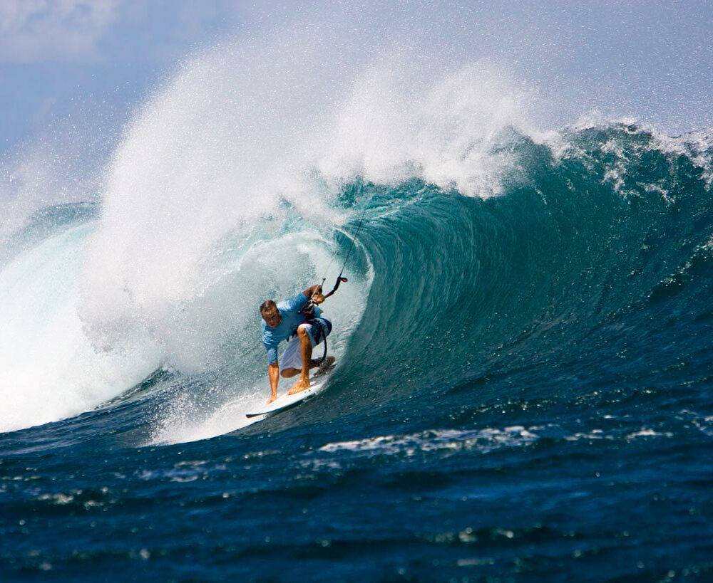 barrel riding kitesurfing