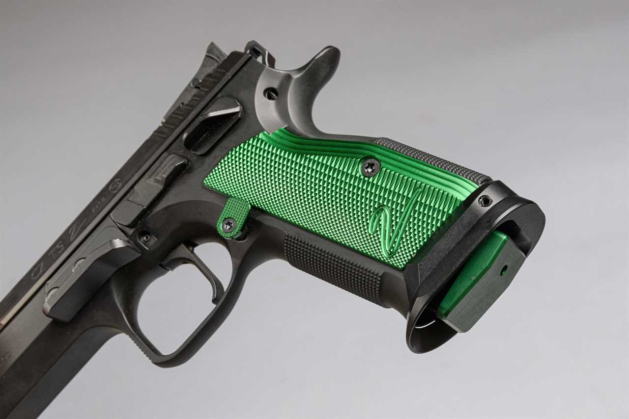 Green aluminum grip scales on the CZ TS 2 Racing Green