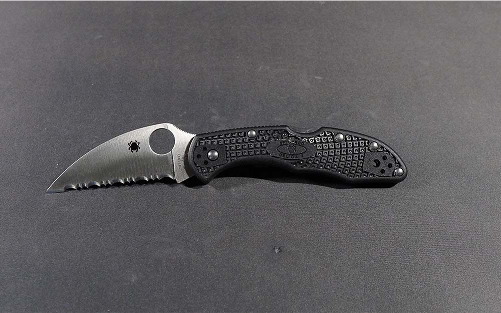 Spyderco DELICA® 4 FRN WHARNCLIFFE