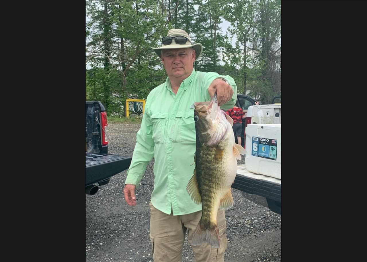 GA shoal bass state record tie