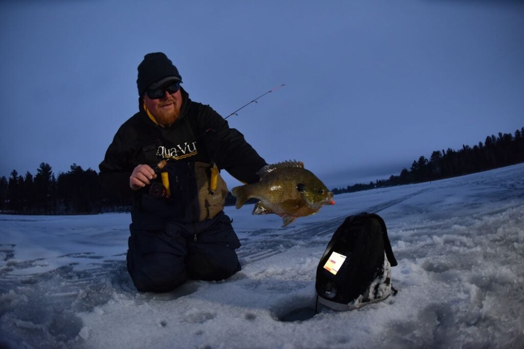Best Ice Fishing Fish Finders of 2022