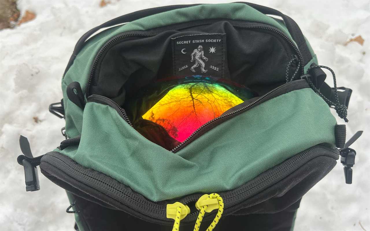 The Mountain Hardwear Powabunga includes a convenient and cute stash pocket.