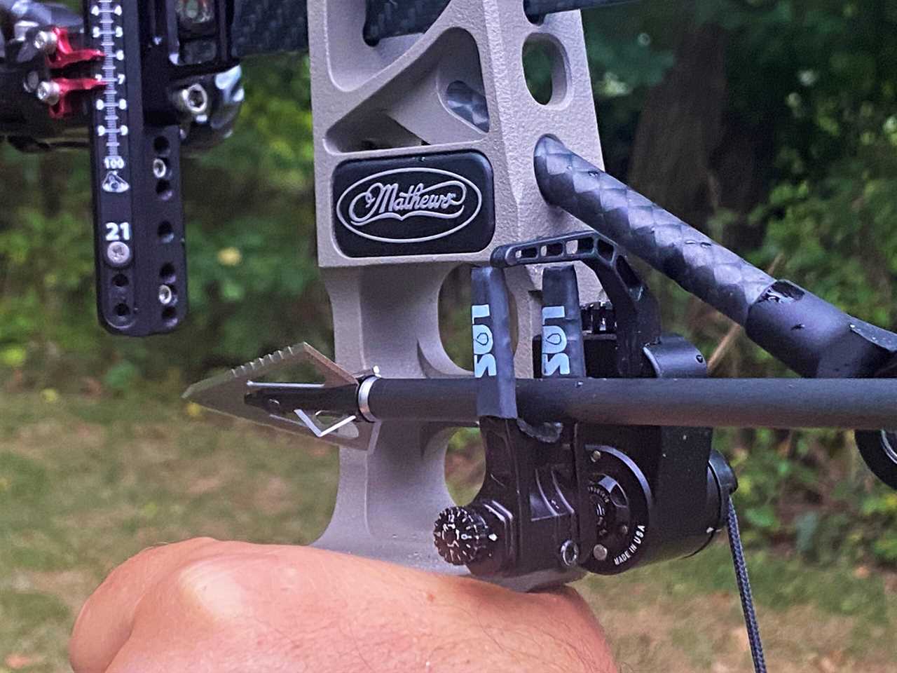 The QAD Integrate is the best arrow rest for bowhunters. 