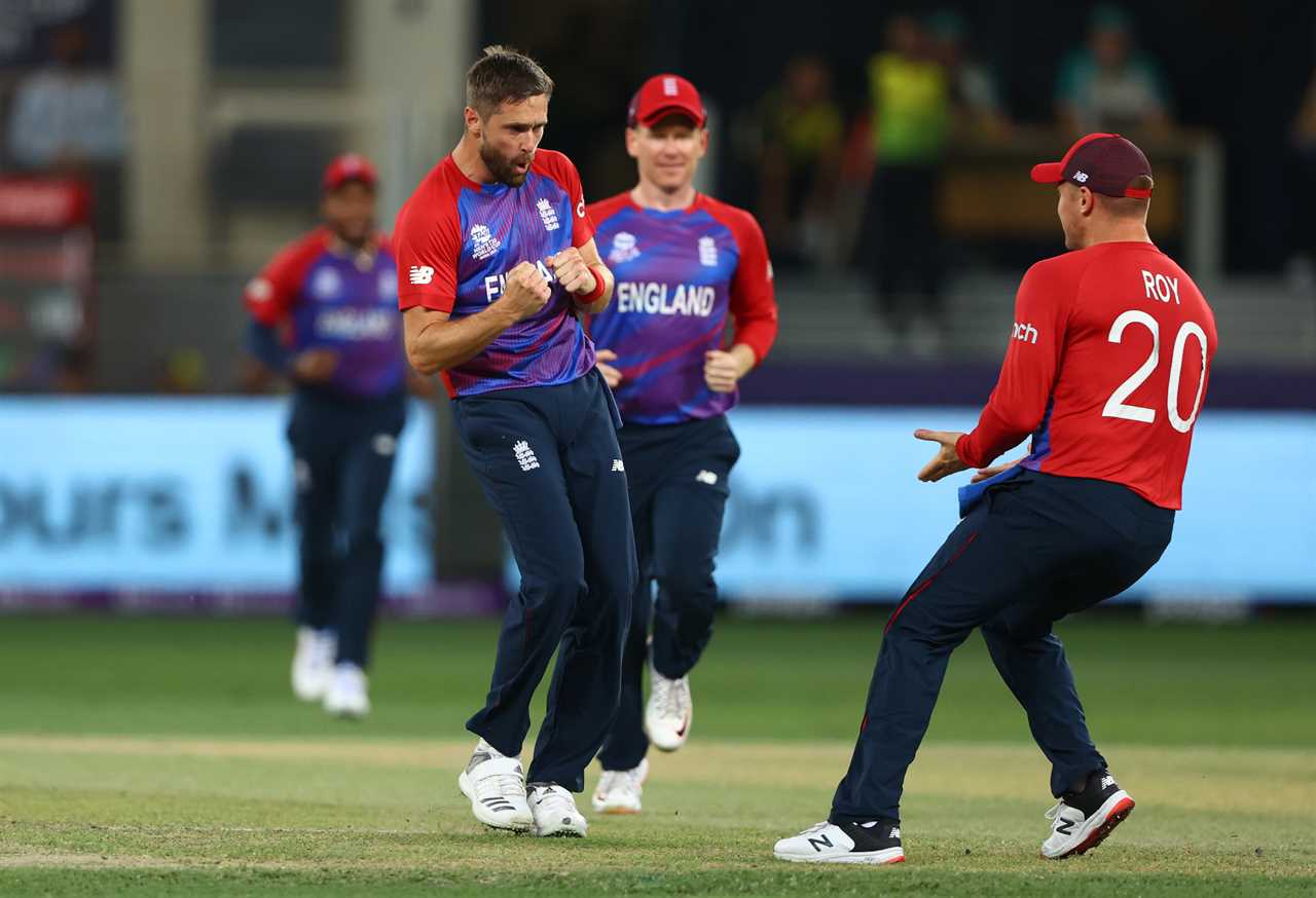 Chris Woakes celebrates the wicket of Glenn Maxwell.