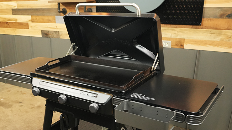 Traeger Flatrock Griddle cooking surface