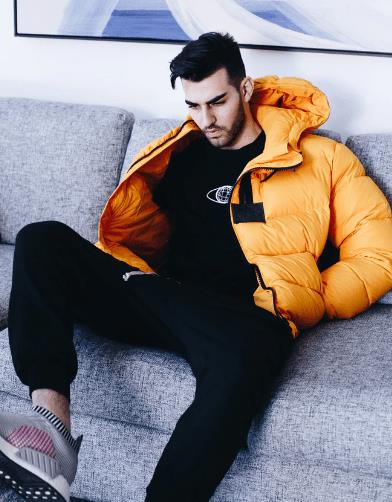 Hooded Puffer Jacket in orange