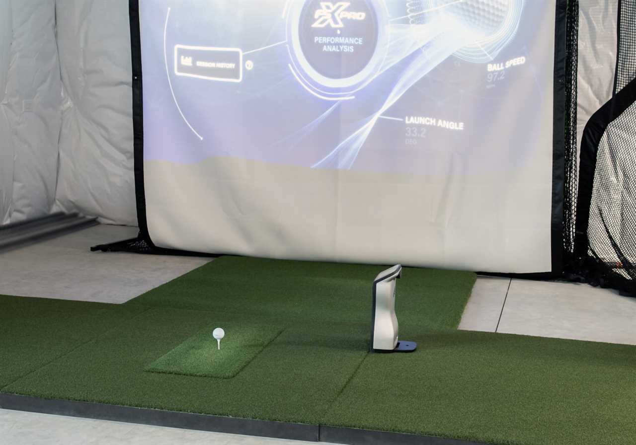 the SIGPRO Soft golf hitting mat
