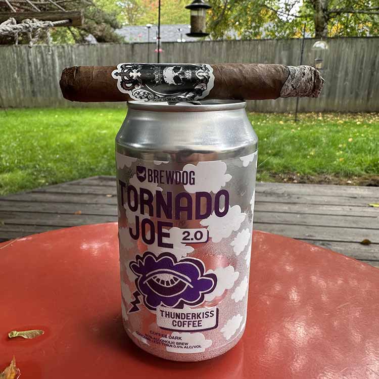 Black Label Royalty Cigar with Tornado Joe Stout