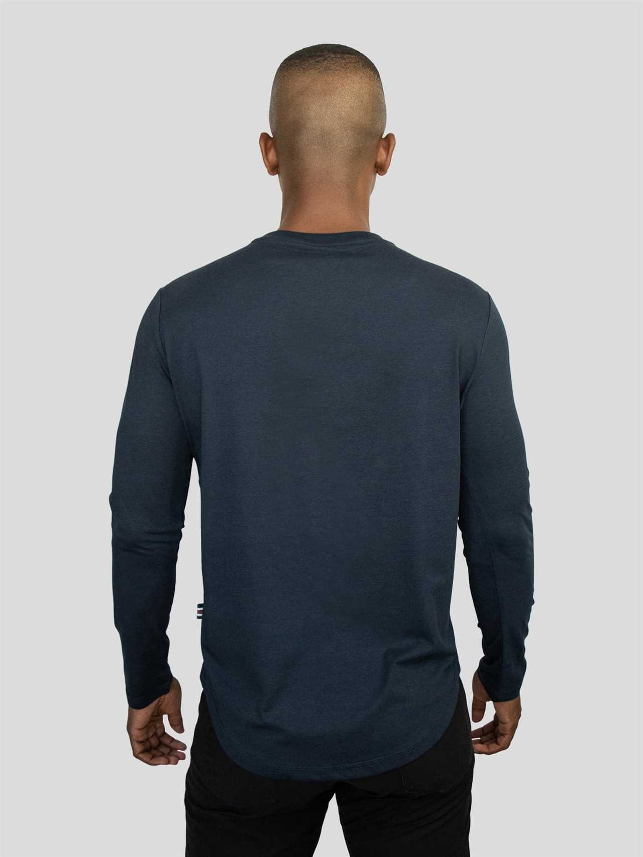 long sleeve T-shirt