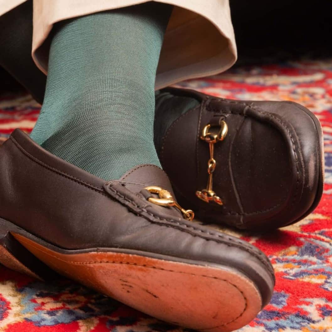 Photo of Fort Belvedere bottle green silk socks