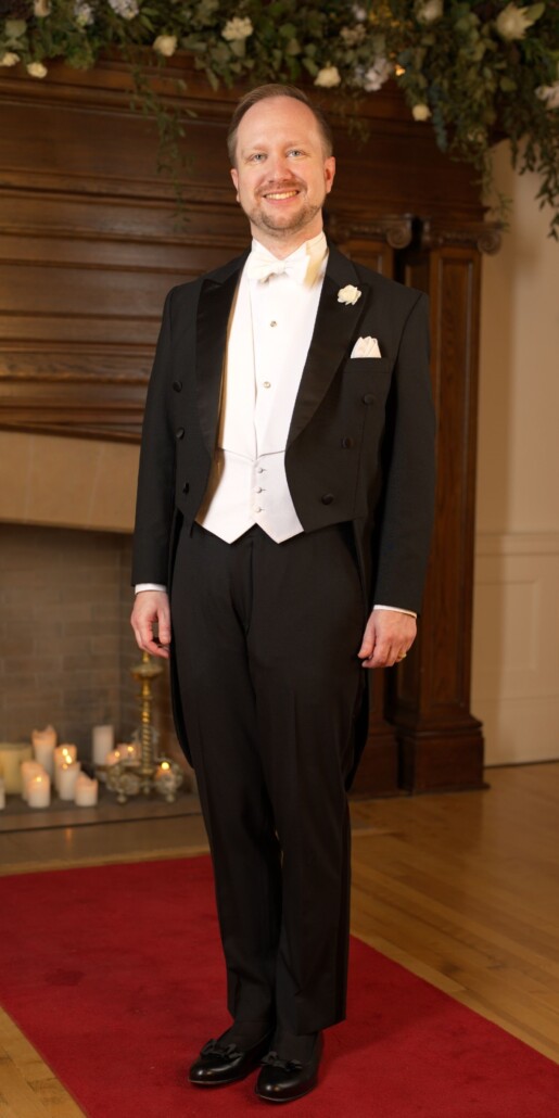 Photo of a white tie ensemble