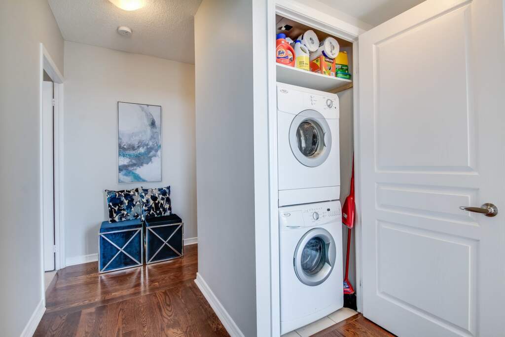 Pros and Cons of Basement vs. Upstairs Laundry Room