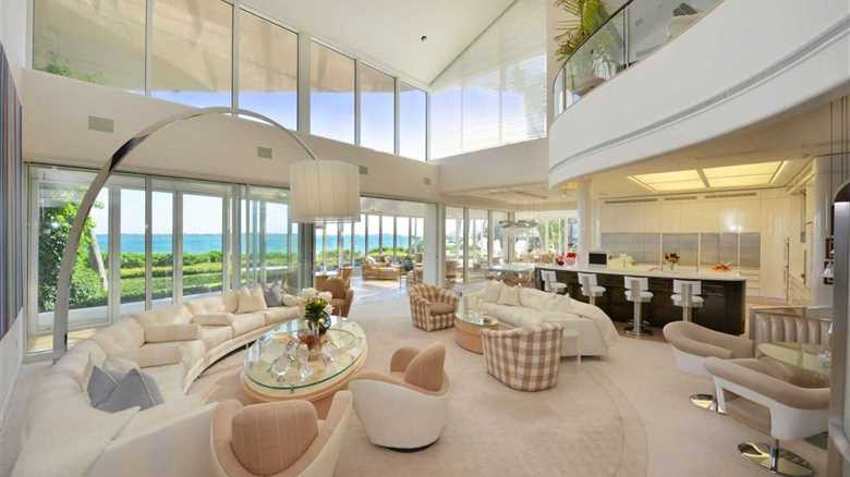 Home on Ocean Club's 16th hole near Atlantis has sublime views and is on sale for a cool $17M
