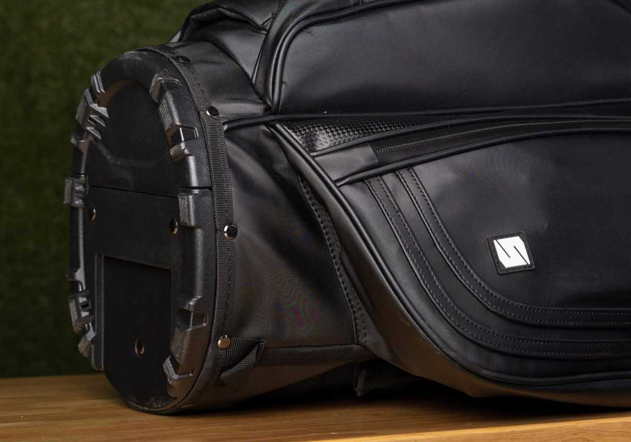 SuperStroke Pantheon Bag Review