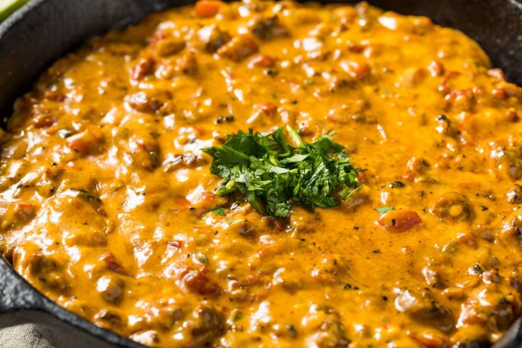 smoked queso-with-meat