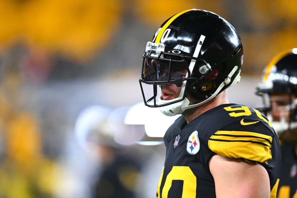PITTSBURGH, PENNSYLVANIA - DECEMBER 07: Linebacker T.J. Watt (90) of the Pittsburgh Steelers warms up before the game against the New England Patriots at Acrisure Stadium on December 07, 2023 in Pittsburgh, Pennsylvania