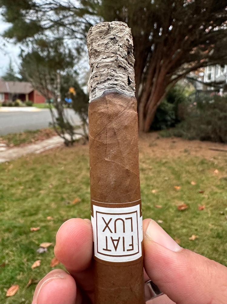 Fiat Lux Cigar Burn Line In Second Third