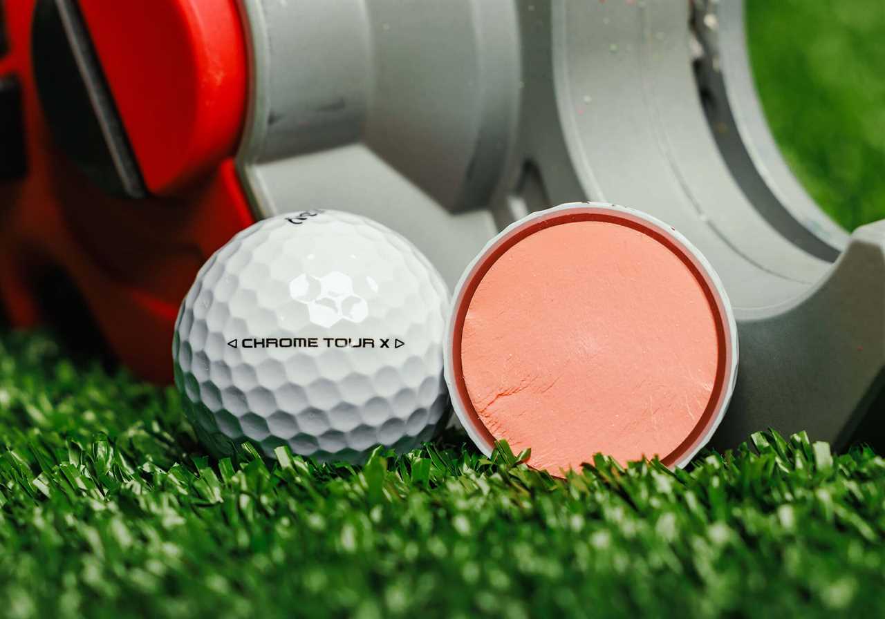 The core of a Callaway Chrome Tour X golf ball