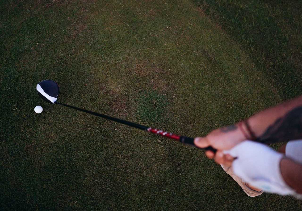 adjust your grip to hit a draw