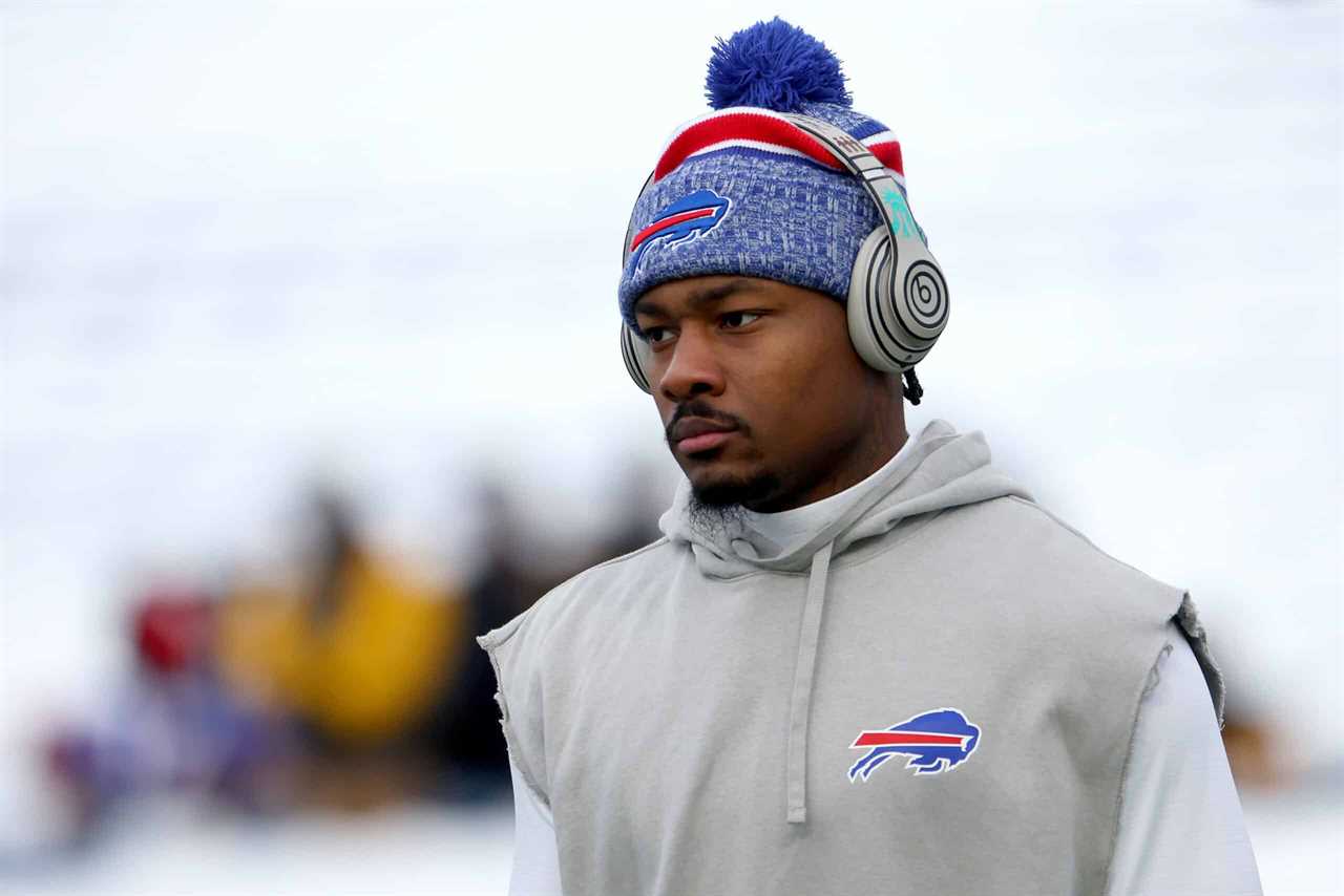 ORCHARD PARK, NEW YORK - JANUARY 15: Stefon Diggs #14 of the Buffalo Bills warms up before the game against the Pittsburgh Steelers at Highmark Stadium on January 15, 2024 in Orchard Park, New York.