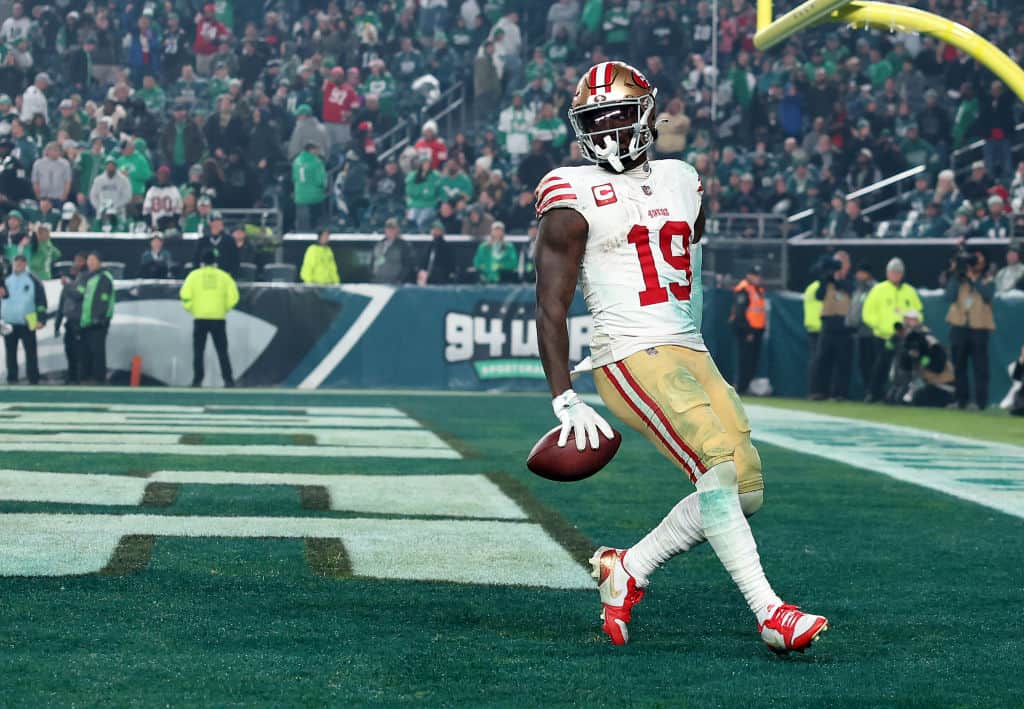 Deebo Samuel #19 of the San Francisco 49ers scores a touchdown during the fourth quarter in the game against the Philadelphia Eagles at Lincoln Financial Field on December 03, 2023 in Philadelphia, Pennsylvania.