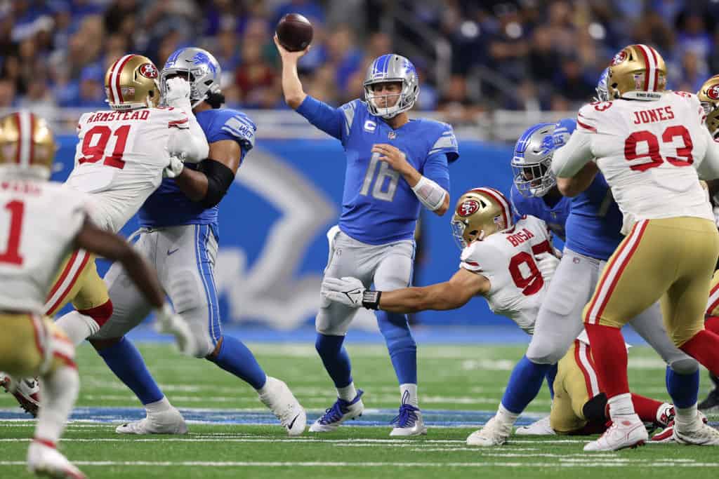 Jared Goff #16 of the Detroit Lions plays against the San Francisco 49ers at Ford Field on September 12, 2021 in Detroit, Michigan. 