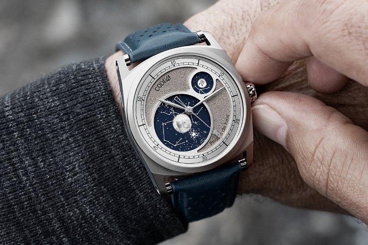 Moon INCEPTION Watch with Gray Dial On Wrist