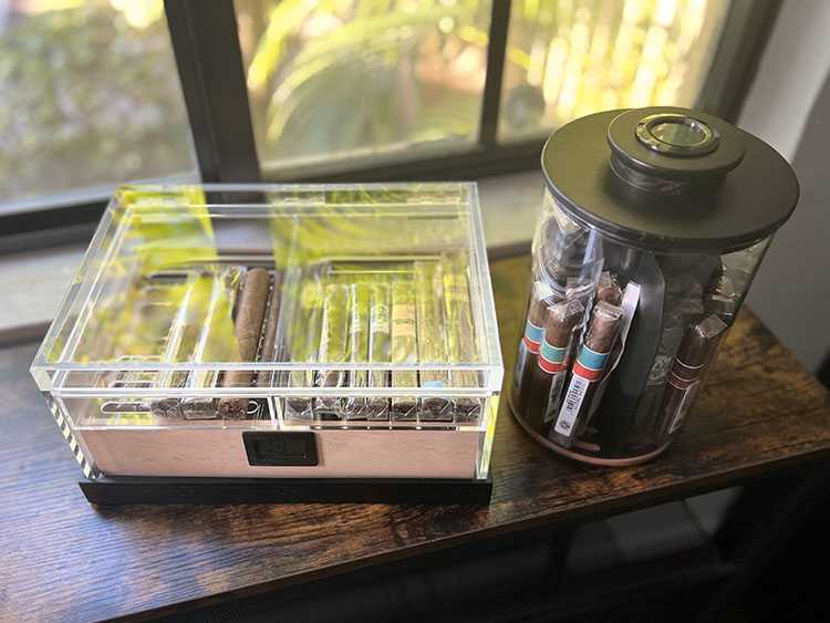 Case Elegance Acrylic And Glass Humidors