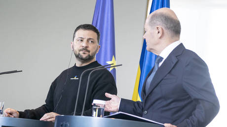 FILE PHOTO: Ukrainian President Vladimir Zelensky hold talks with German Chancellor Olaf Scholz in Berlin on May 14, 2023.