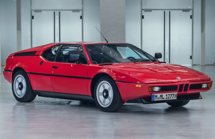 8 Retro Supercars Any Petrolhead Should Know