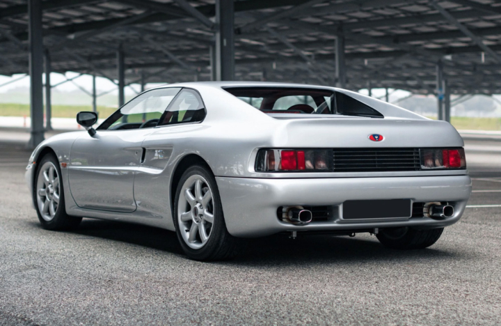 8 Retro Supercars Any Petrolhead Should Know