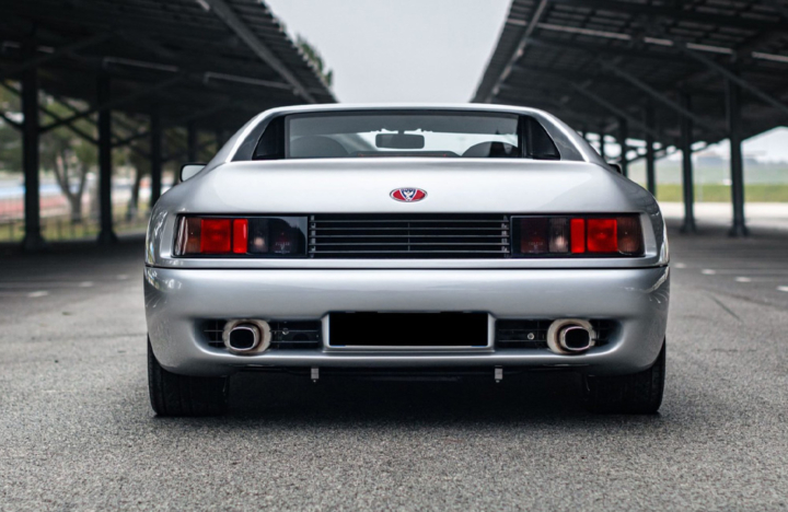 8 Retro Supercars Any Petrolhead Should Know