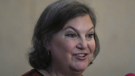Victoria Nuland speaks to reporters in Colombo, Sri Lanka, February 1, 2023