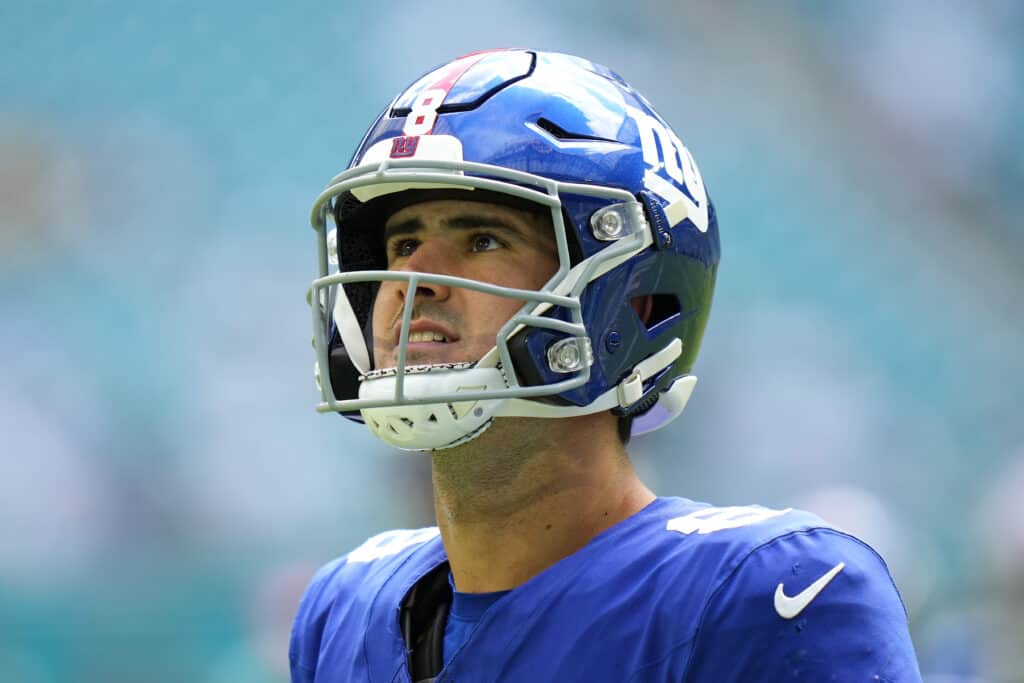 MIAMI GARDENS, FLORIDA - OCTOBER 08: Daniel Jones #8 of the New York Giants looks on prior to the game against the Miami Dolphins at Hard Rock Stadium on October 08, 2023 in Miami Gardens, Florida.