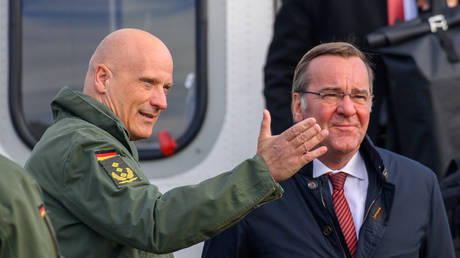 FILE PHOTO: Inspector General of the German Air Force, Ingo Gerhartz, welcomes German Defense Minister Boris Pistorius to Holzdorf Air Base, October 12, 2023