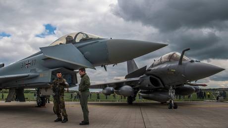 FILE PHOTO: The Rafal fighter of the German Air Force.