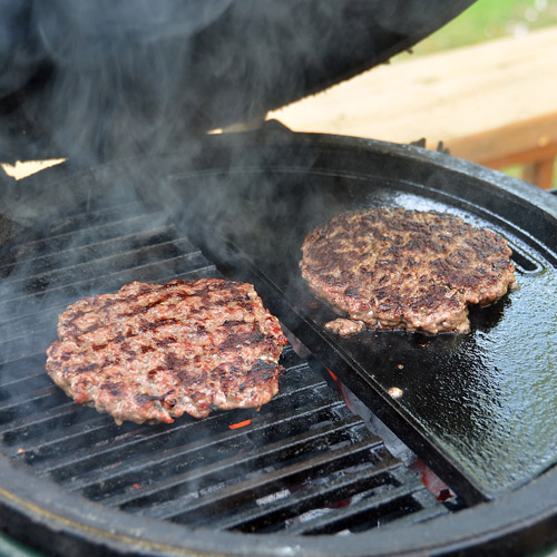 Griddled or grilled? Your choice when using a Craycort cast iron grate on the Big Green Egg kamado grill
