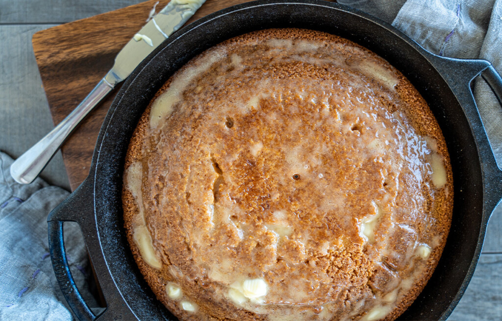 Cornbread with Honey butter