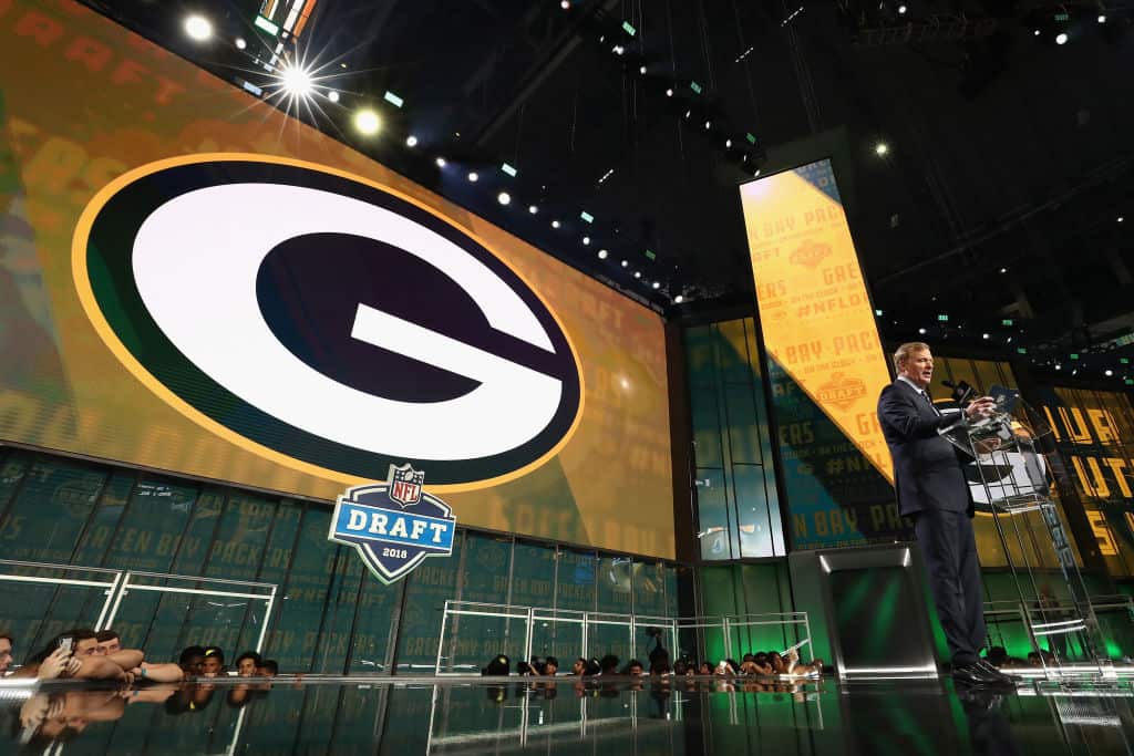 NFL Commissioner Roger Goodell announces a pick by the Green Bay Packers during the first round of the 2018 NFL Draft at AT&T Stadium on April 26, 2018 in Arlington, Texas. 