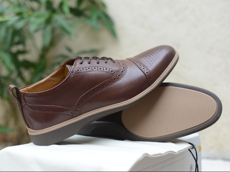 Amberjack CapToe Leather Business Casual Shoes