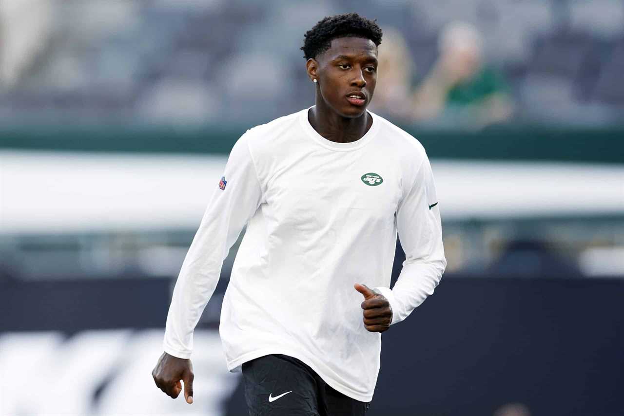 Sauce Gardner #1 of the New York Jets looks on during warmups before the first half of a preseason game against the Tampa Bay Buccaneers at MetLife Stadium on August 19, 2023 in East Rutherford, New Jersey.