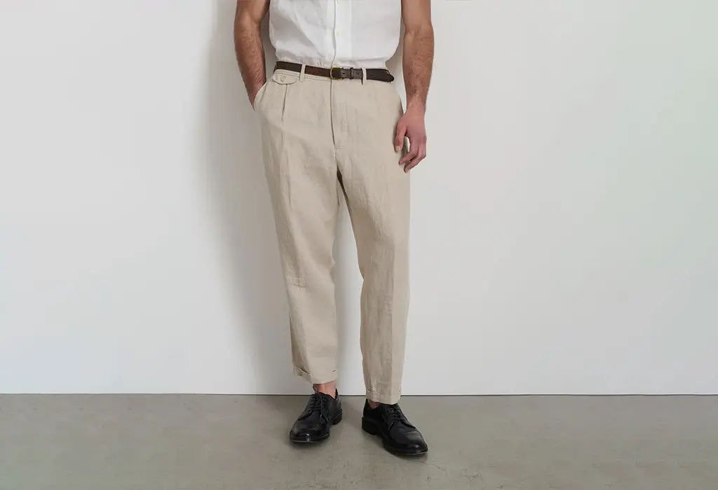 Standard Pleated Pant in Flax Linen by Alex Mill