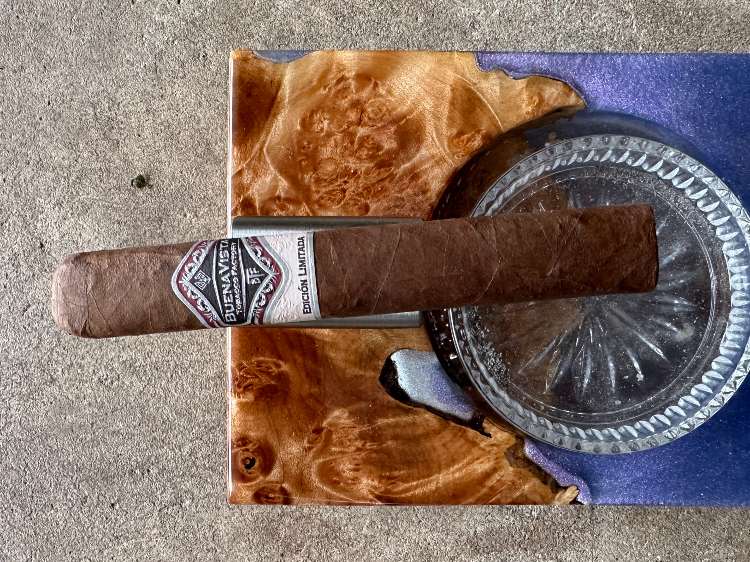 Buena Vista Cigar with Habano Wrapper