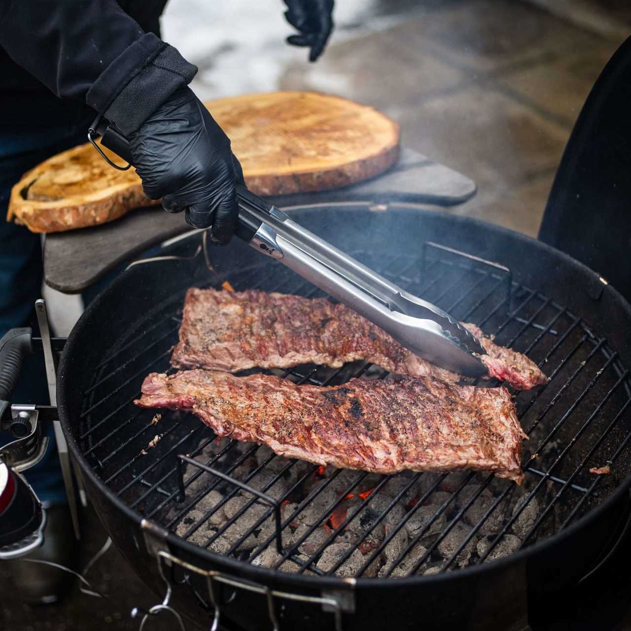 Grilling-hanger-steaks