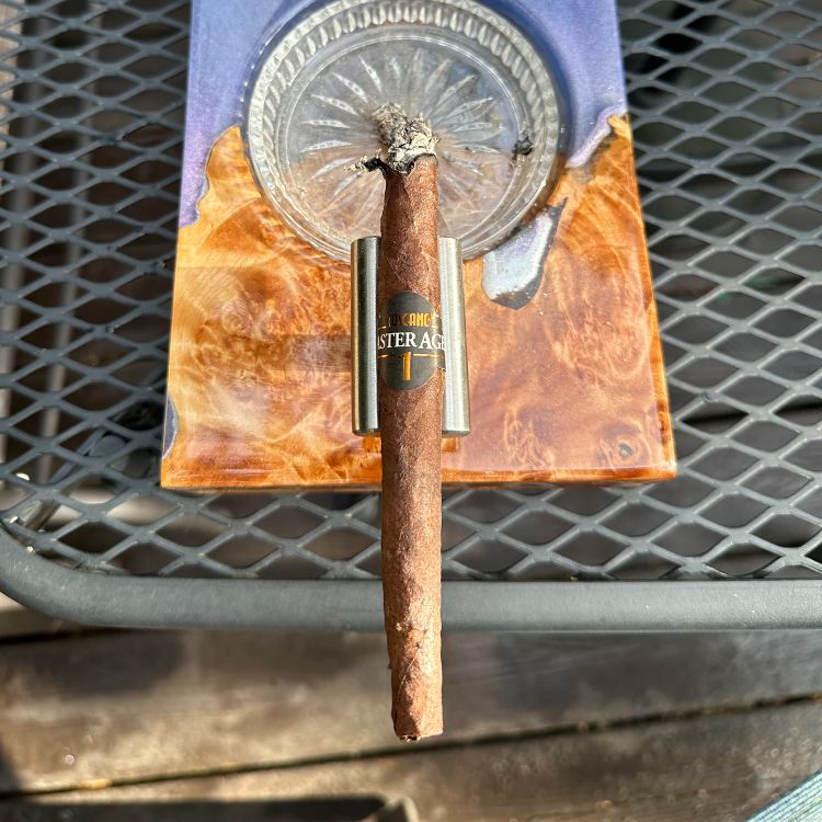 Cigar Review Toscano Mster Aged First Third