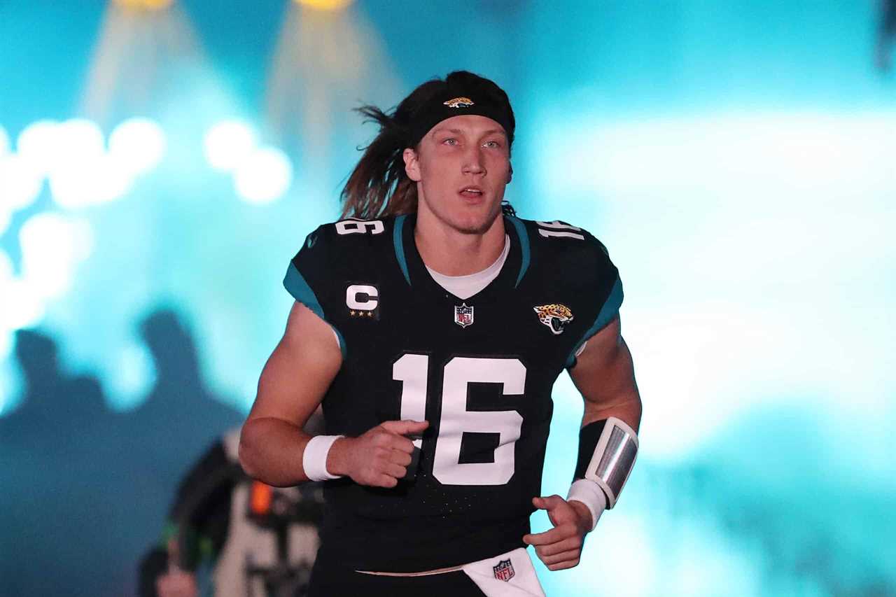 JACKSONVILLE, FLORIDA - DECEMBER 04: Trevor Lawrence #16 of the Jacksonville Jaguars takes the field as he is introduced during pregame introductions prior to the game at EverBank Stadium on December 04, 2023 in Jacksonville, Florida.