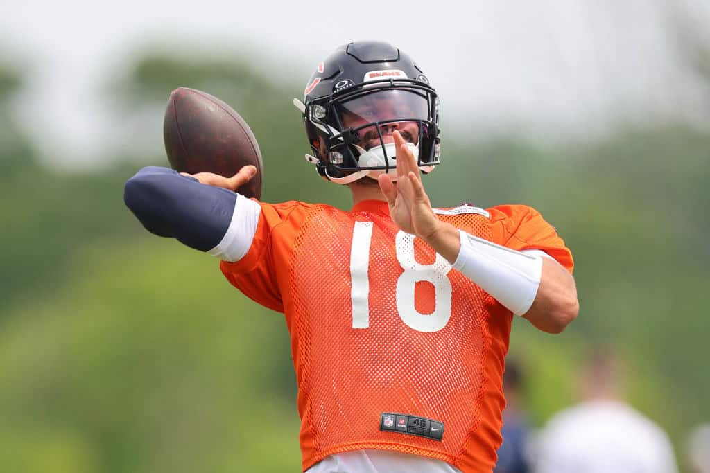 Caleb Williams #18 of the Chicago Bears throws a pass during Chicago Bears Minicamp at Halas Hall on June 04, 2024 in Lake Forest, Illinois.