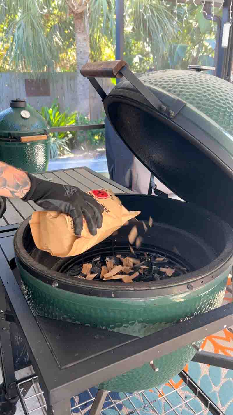 Big Green Egg Smoked Chicken with White Sauce