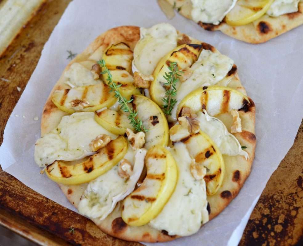 Grilled Apple-Brie Naan Pizza Recipe