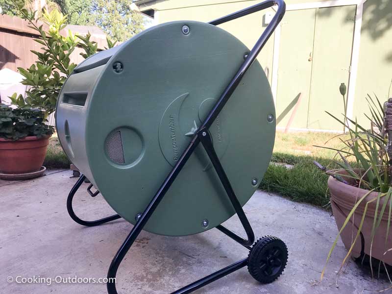 Mantis Back Porch Compost Tumbler -8 | Cooking-Outdoors.com | Gary House